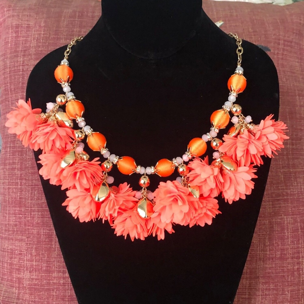 LILLY PULITZER NECKLACE 🩷 NWT Tangero TROPICAL Flower Bloom Beaded Long - Picture 2 of 6